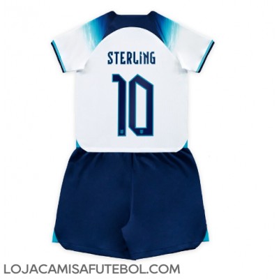 Camisa de Futebol Inglaterra Raheem Sterling #10 Equipamento Principal Infantil Mundo 2022 Manga Curta (+ Calças curtas)